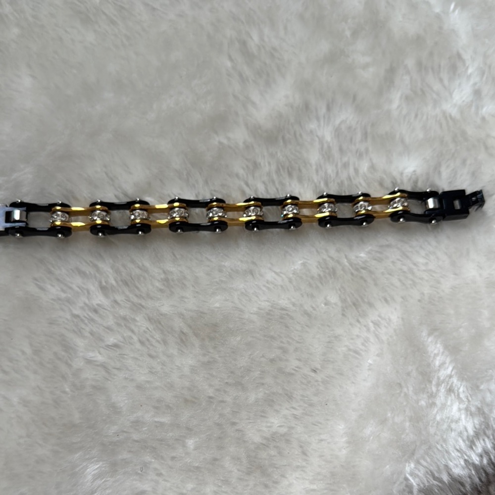 Black and Gold Chain Bracelet